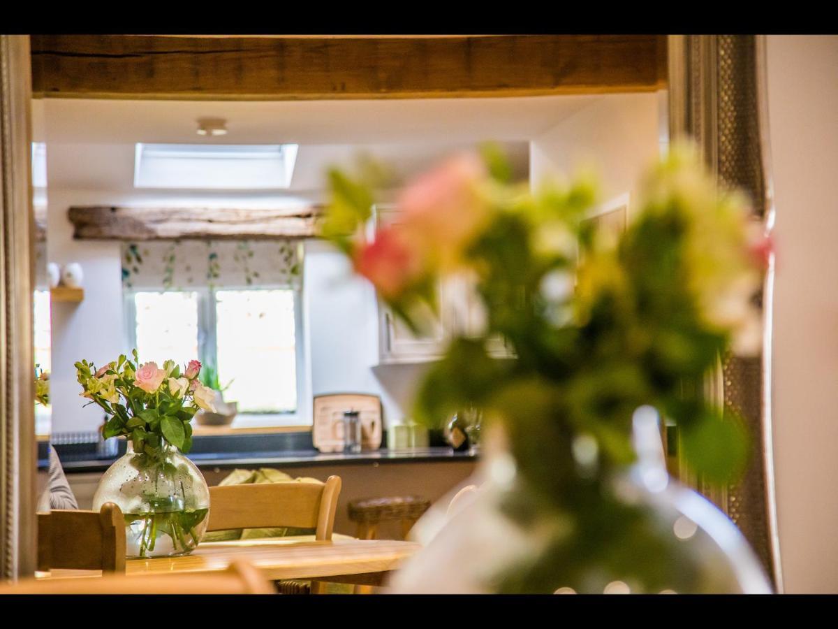 James Cottage Chelmorton Buitenkant foto